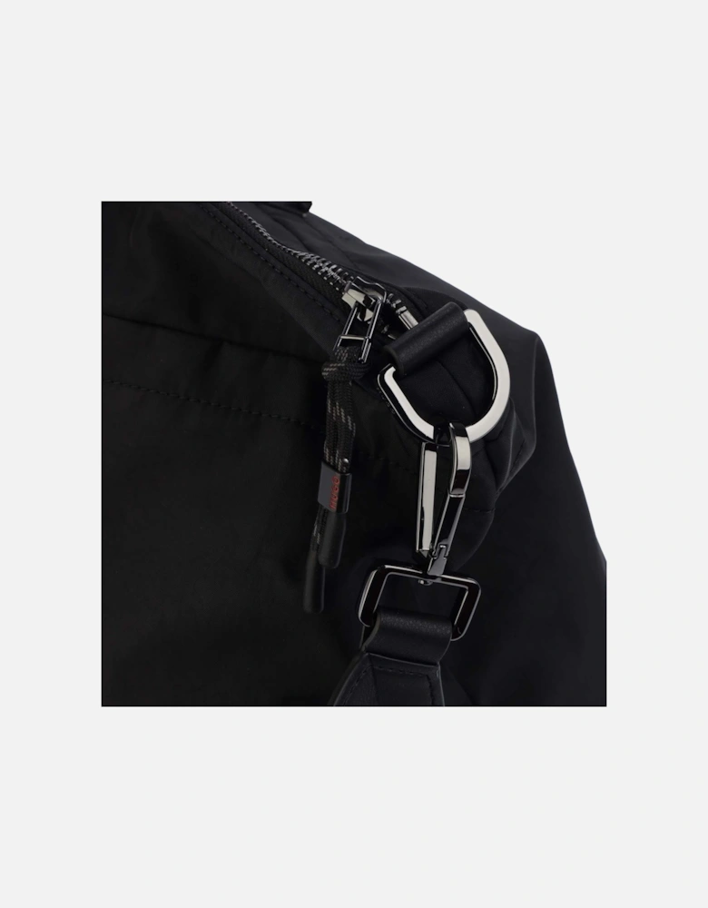 Quentyn Holdall Bag