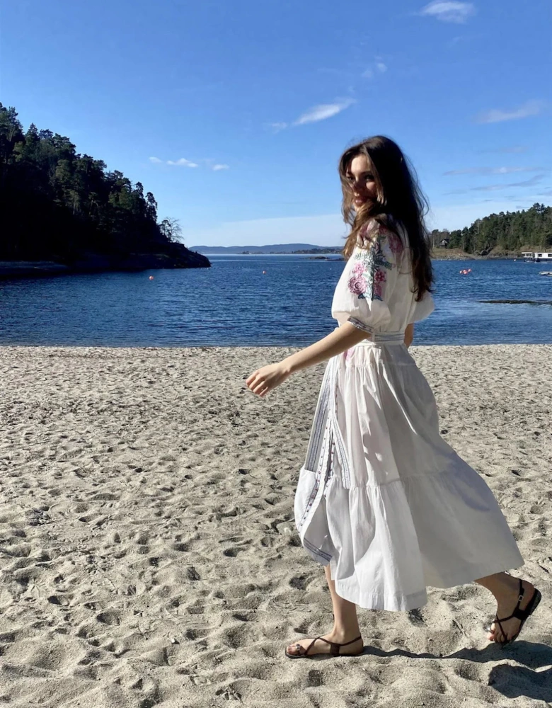 Tiara dress