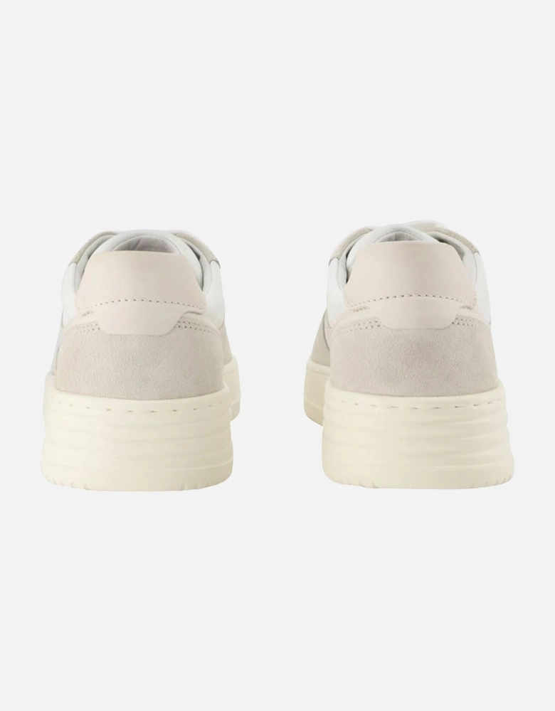 Comfortable Lace-Up Footwear for Everyday Activities
