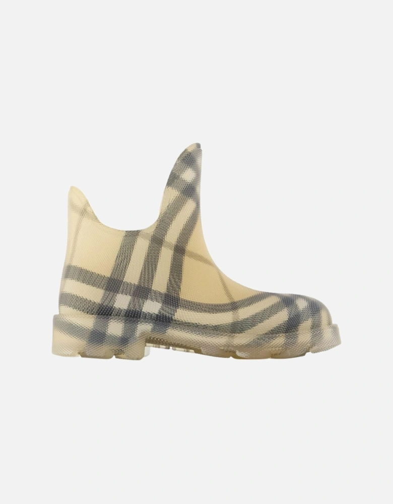 Fashionable Ankle Boots with a Comfortable Fit for Everyday Wear