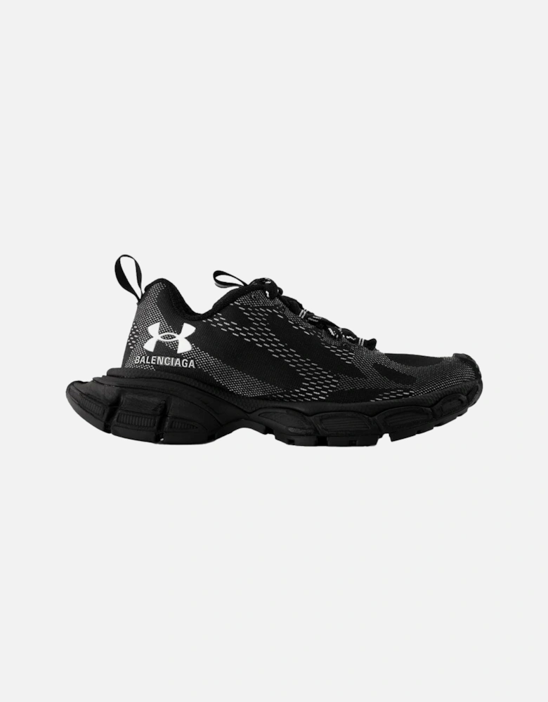 Runner Sneakers