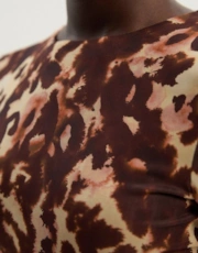 Thumbnail 4 of 4