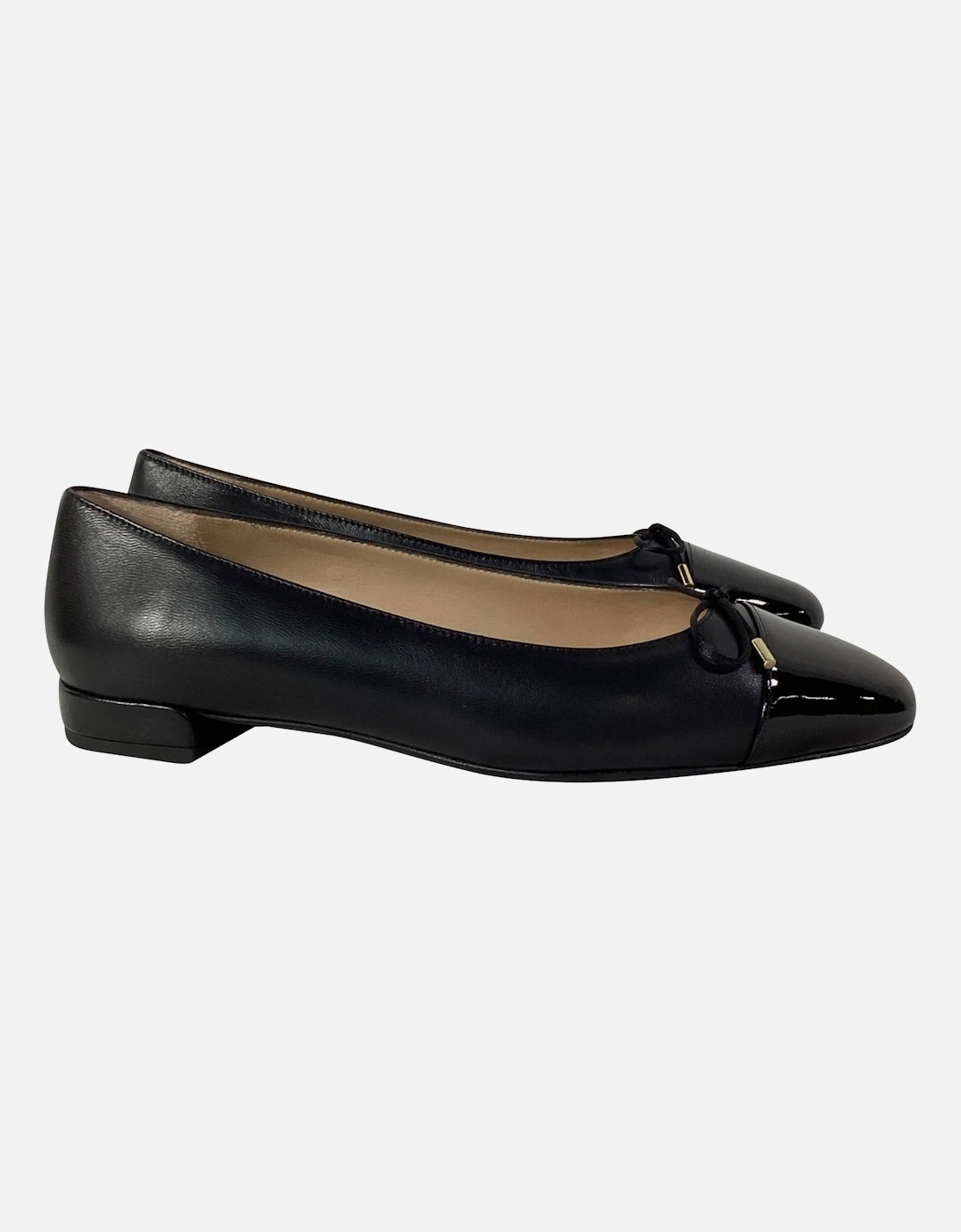 Gabby Flats Bow Accent