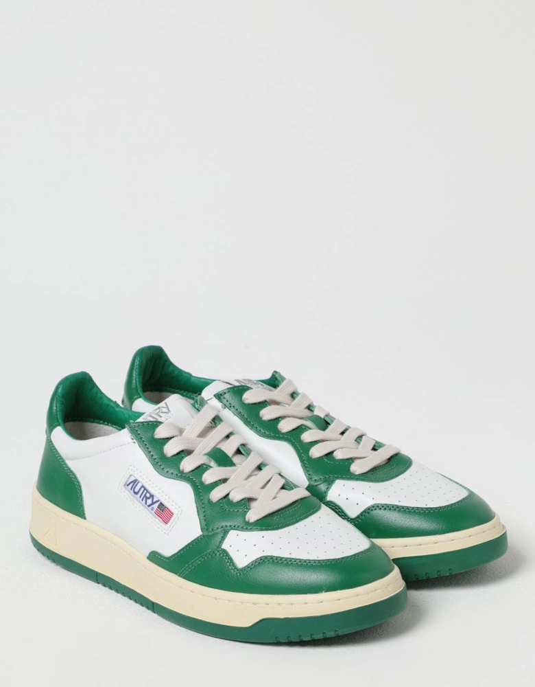 Medalist Low Top Sneaker