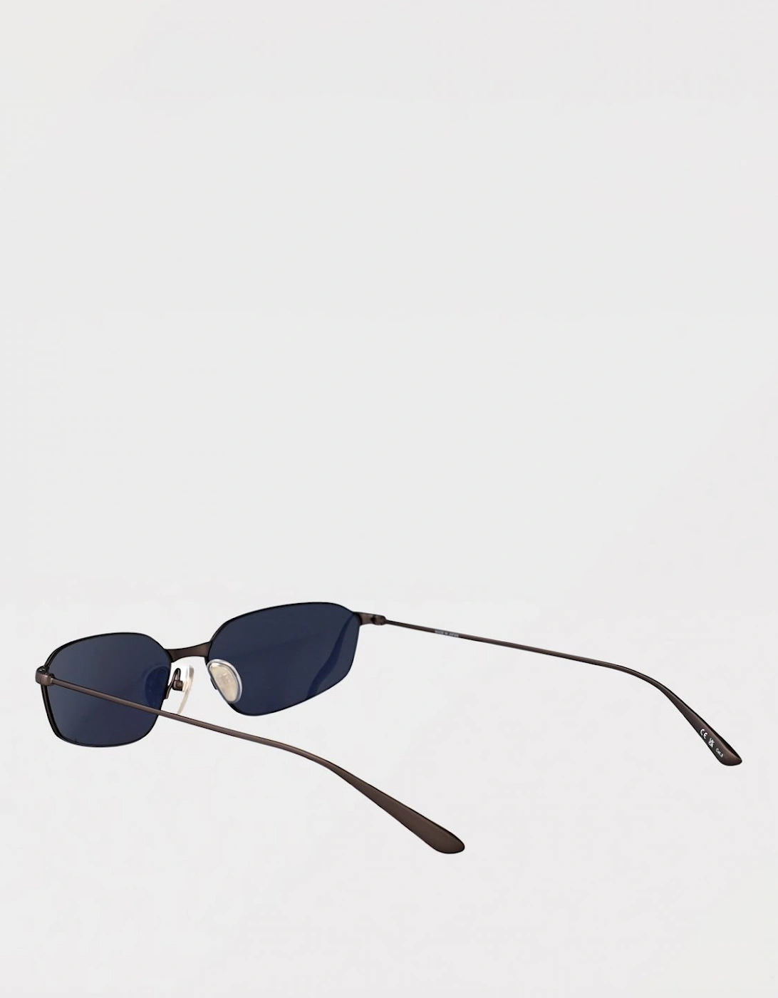 Sleek Rectangular Frame Sunglasses