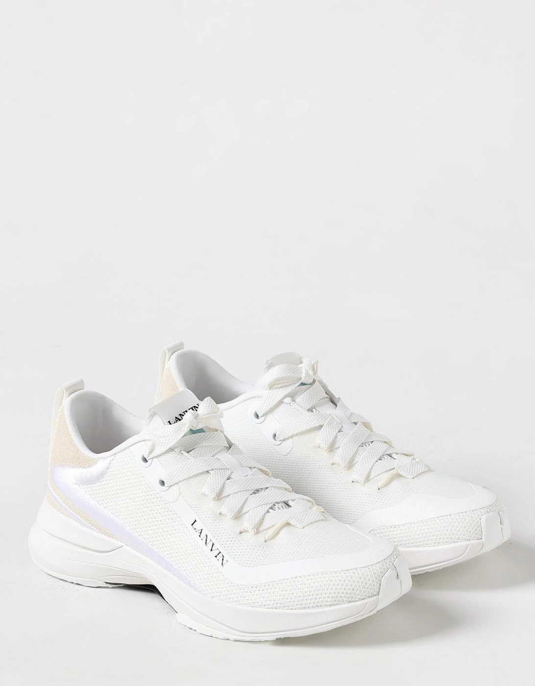 LowTop Sneakers Casual Design