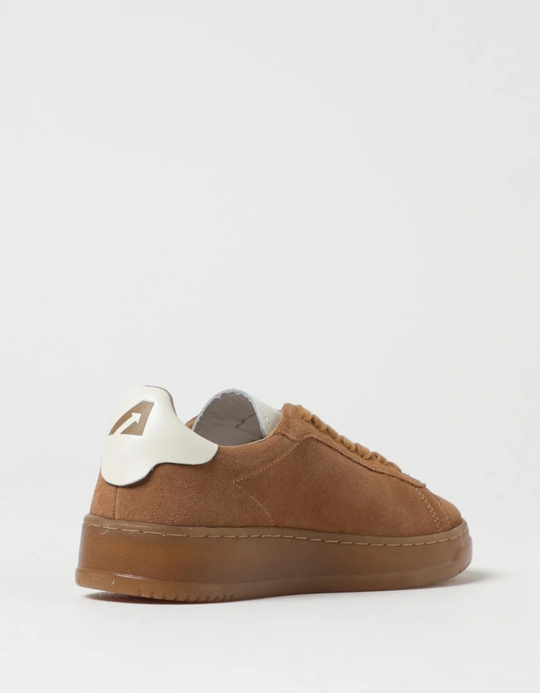 Medalist Suede Low Top Sneakers