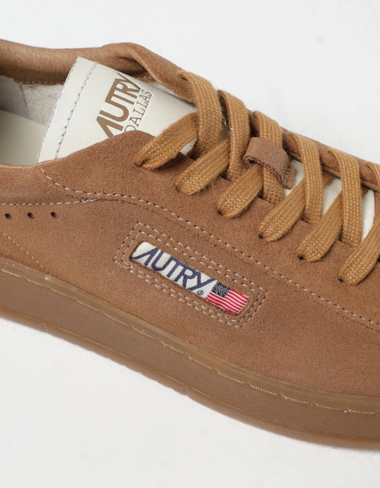 Medalist Suede Low Top Sneakers