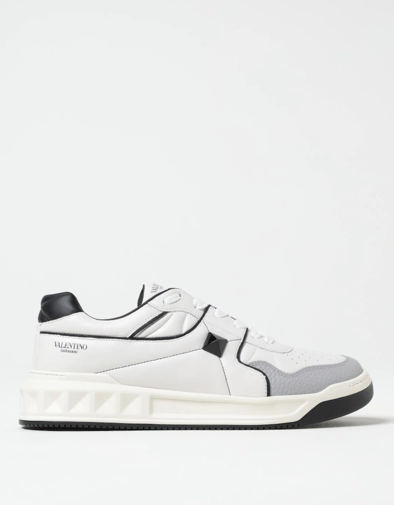 Open Sneaker Pyramid Studded Midsole