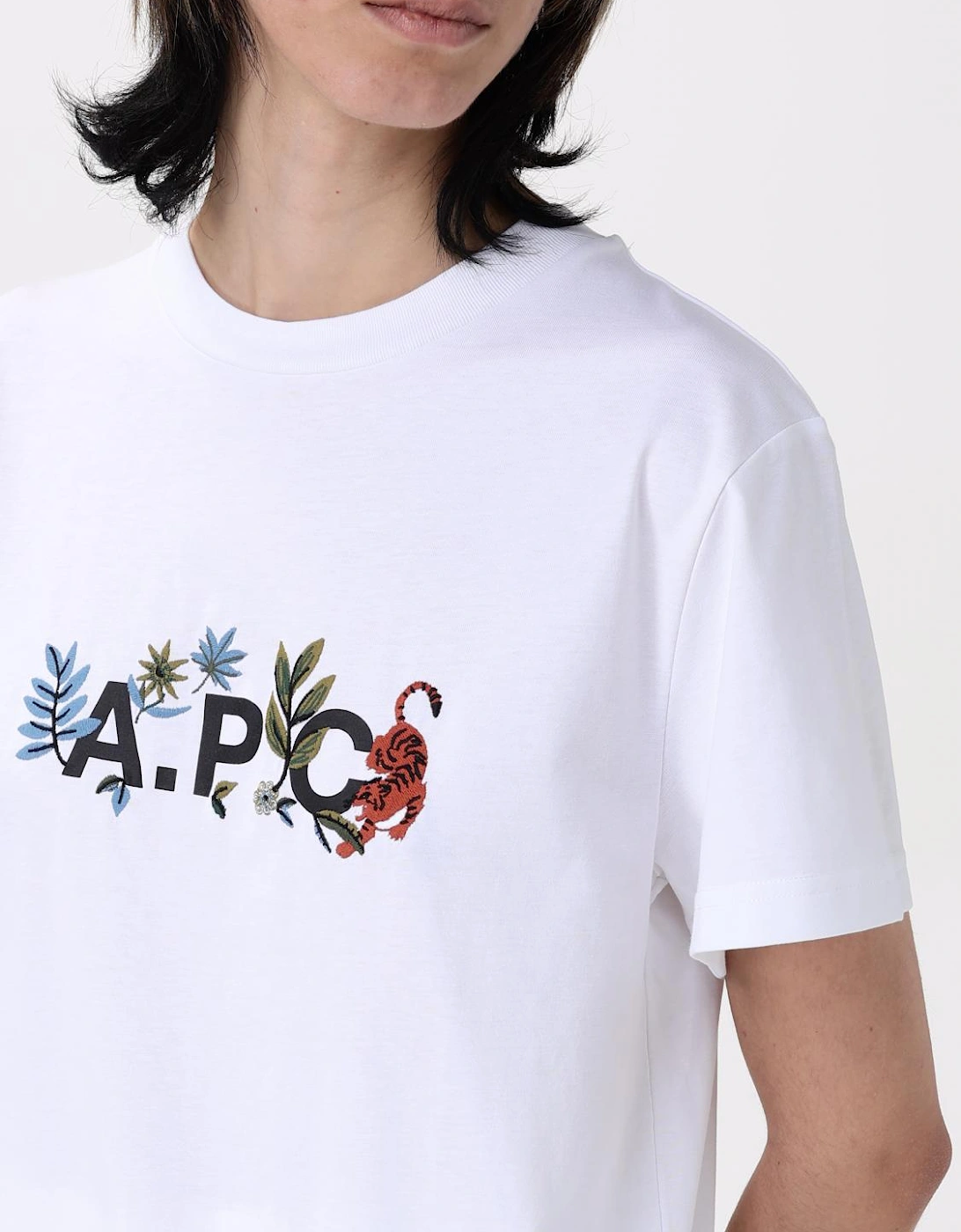 Floral Embroidered ShortSleeve Tee