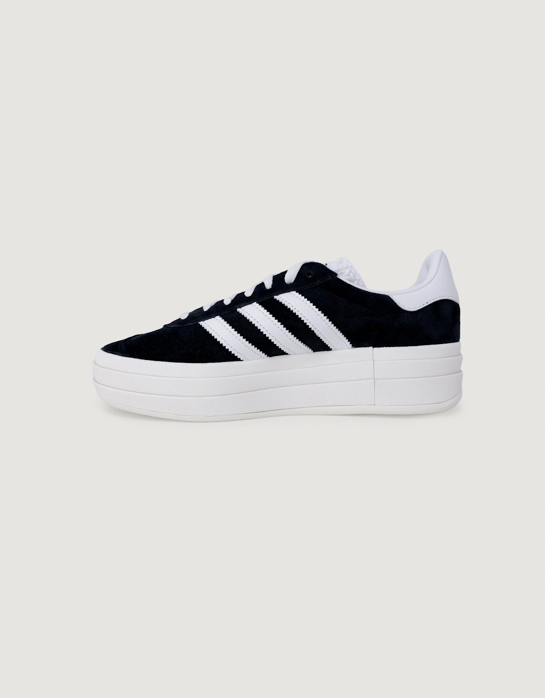 Sporty Lace-Up Sneakers with Laces