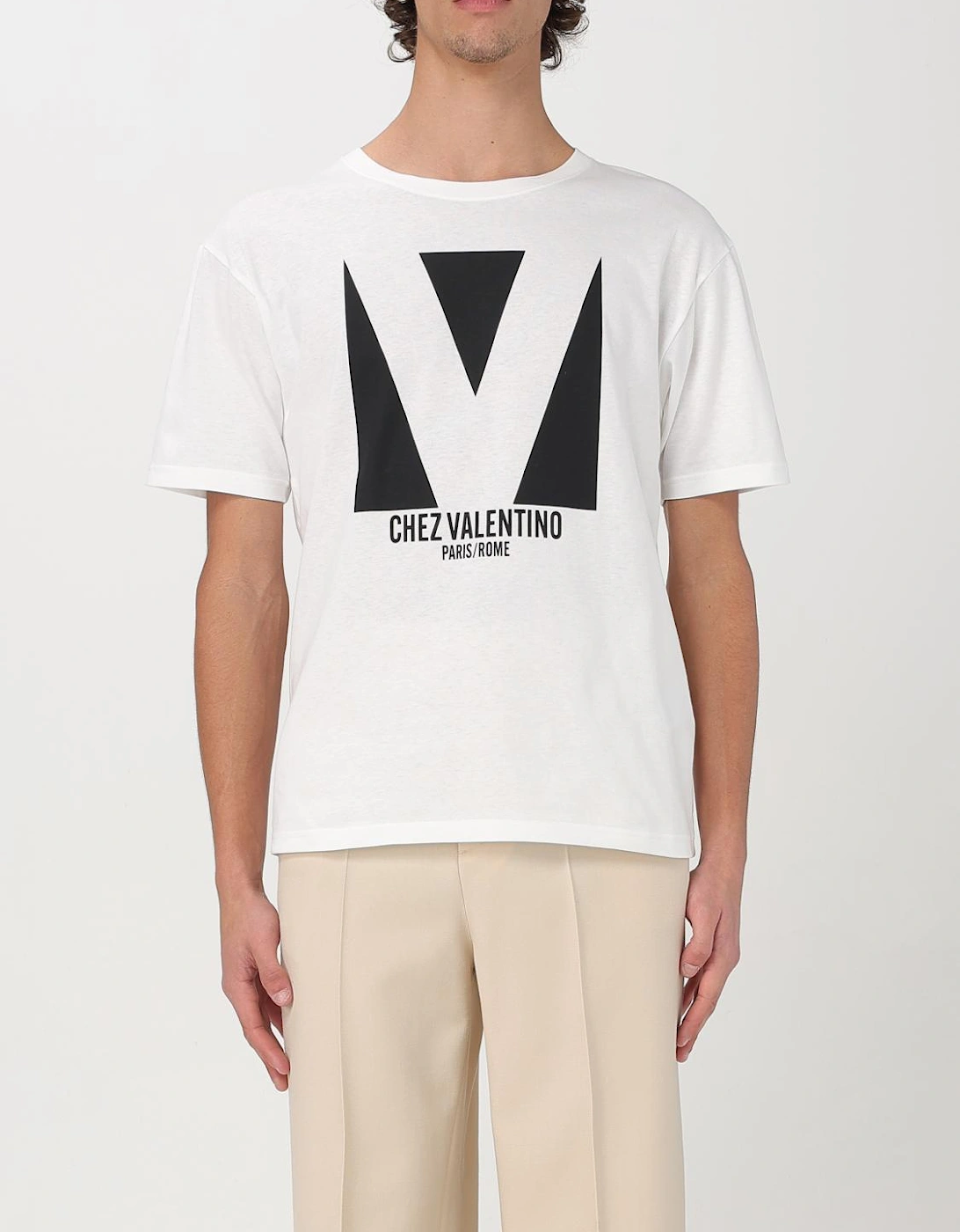 Graphic Tee VLogo Print
