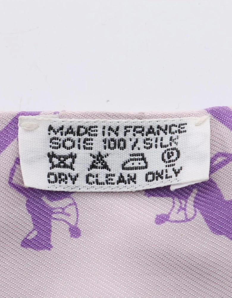Silk Le Allure Scarf with Elegant Design