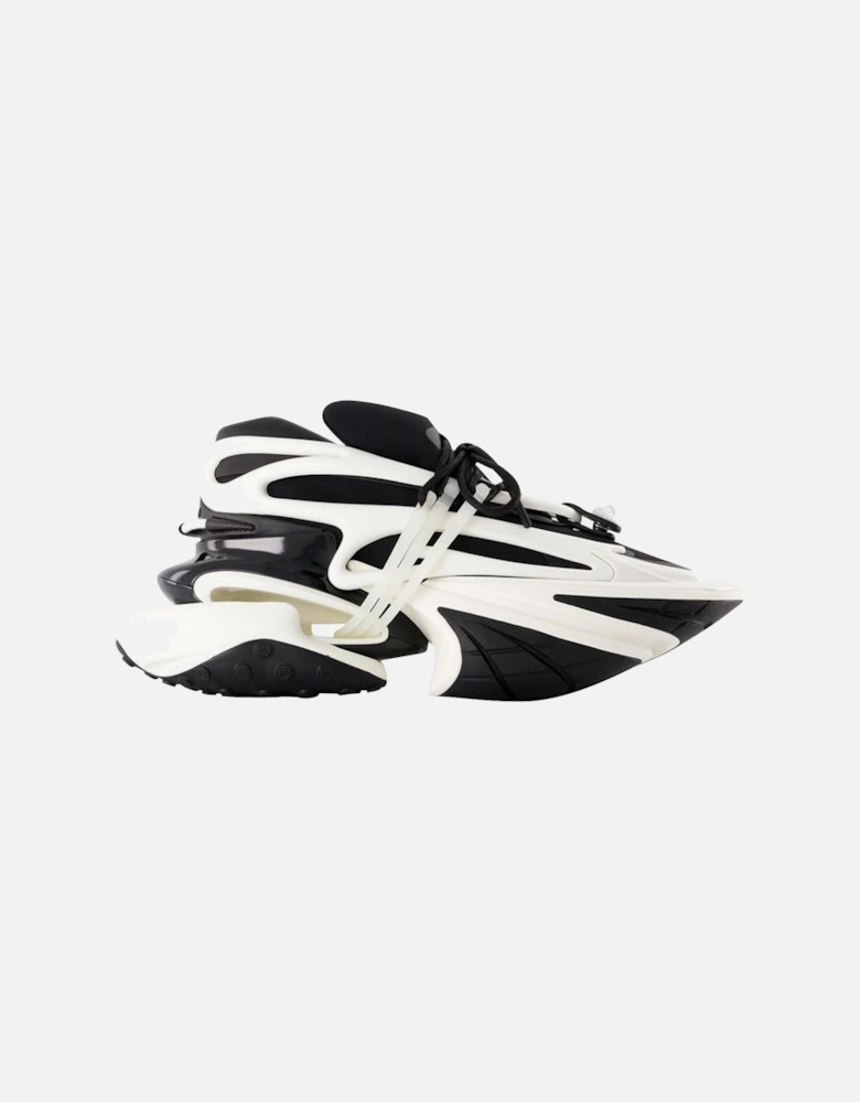 BBall Sneaker Chunky Sole