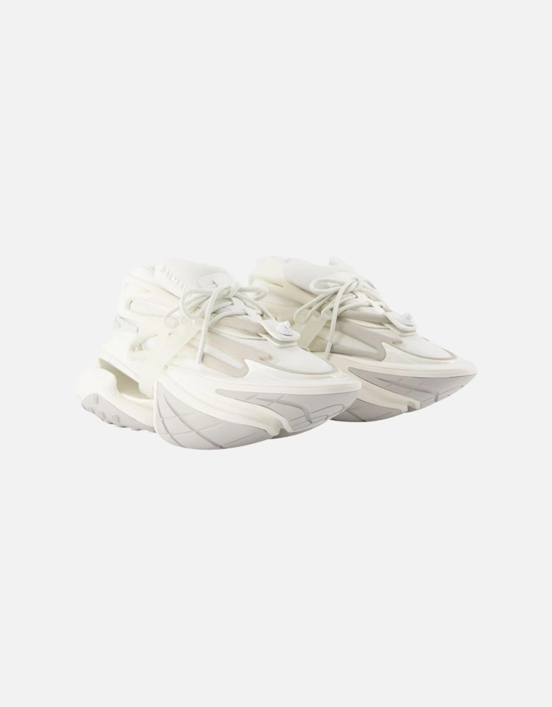 Smooth Calfskin Leather Sneakers with Rubber Sole