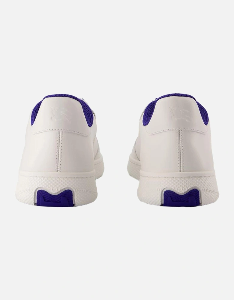 Low Top Leather Sneakers