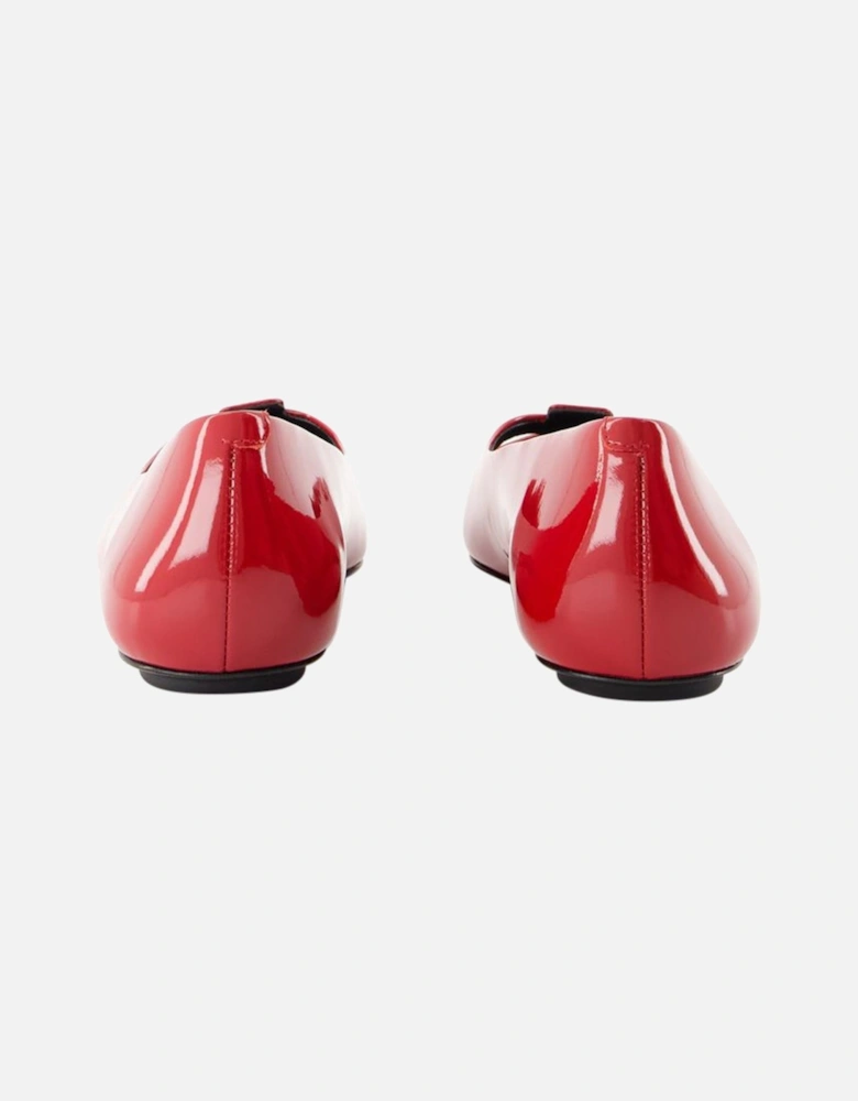 PointedToe Patent Leather Flats