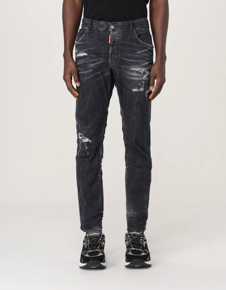 Comfortable Denim Jeans with Distressed Detailing and a Classic Fit