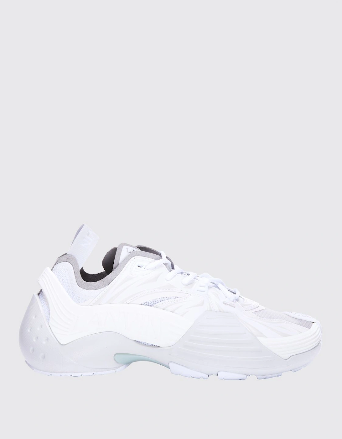 Low Top Casual Sneakers