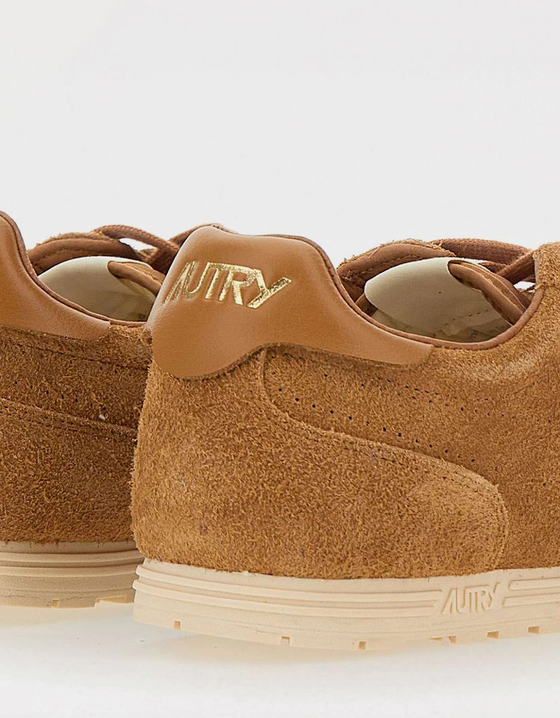 Medalist Suede Low Top Sneakers