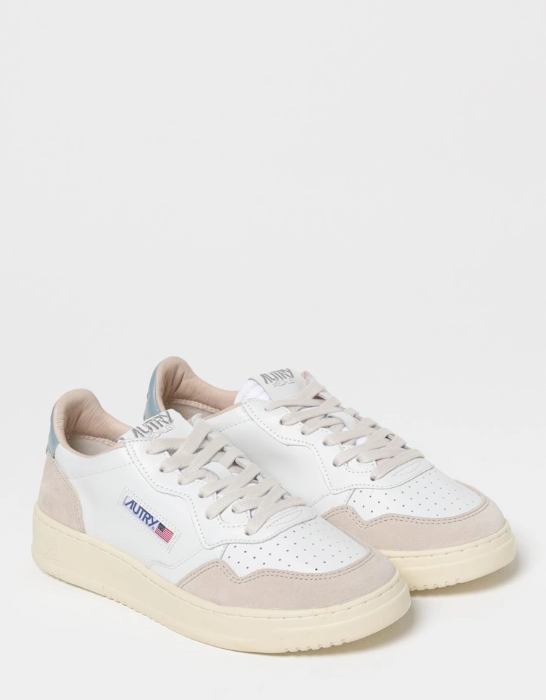 Medalist Low Top Sneaker