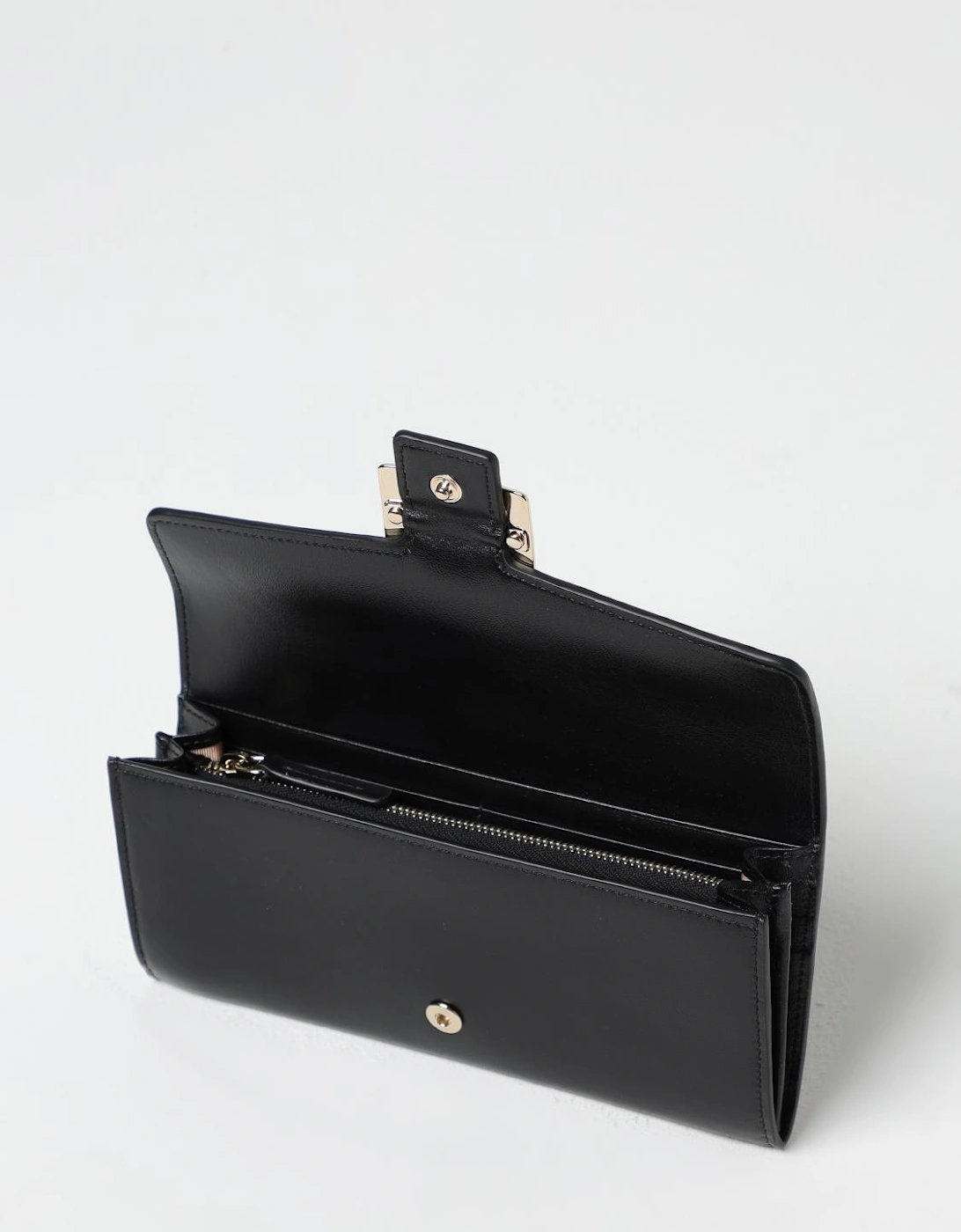 Buckle Leather Wallet