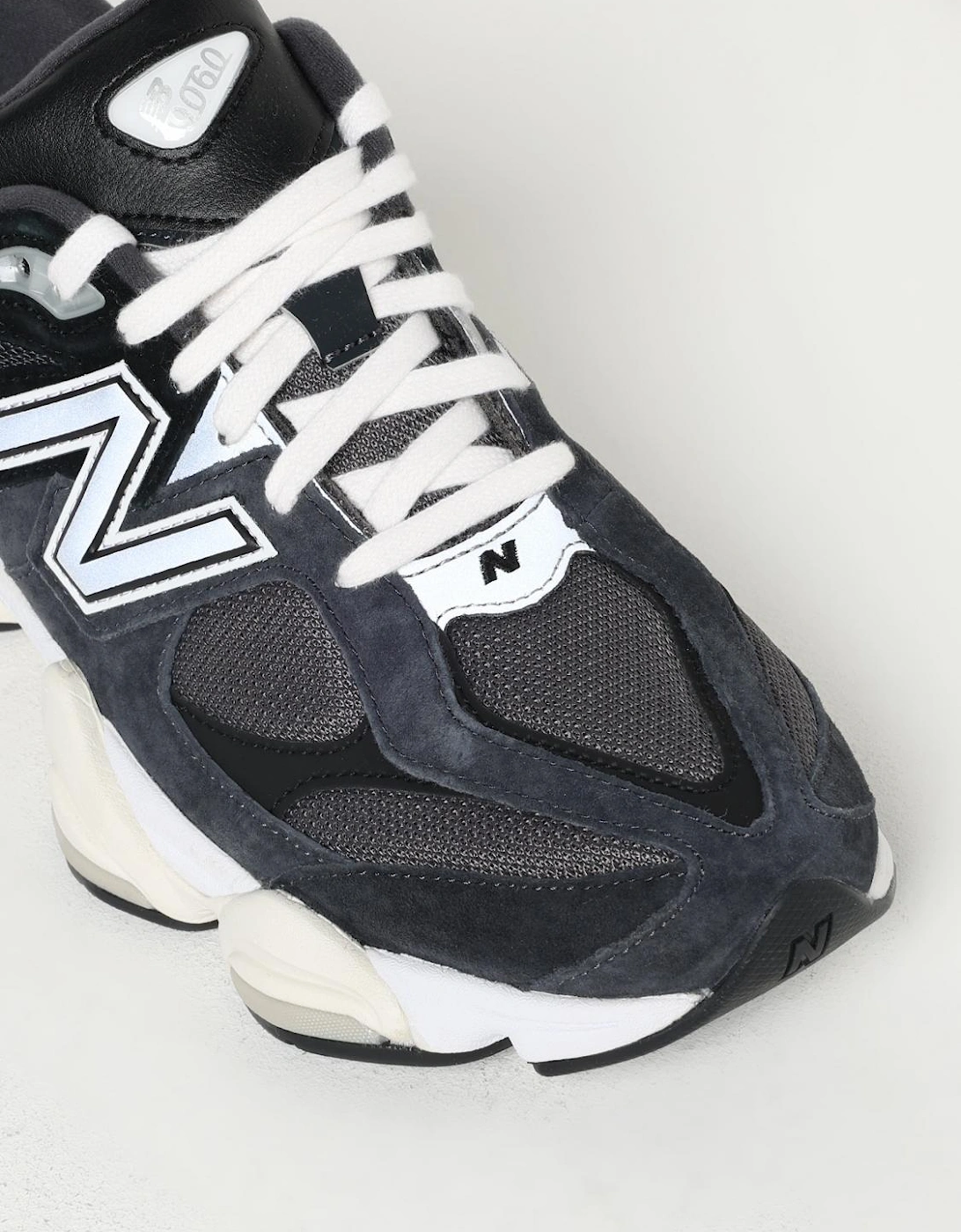 9060 U9060BLC Sneakers