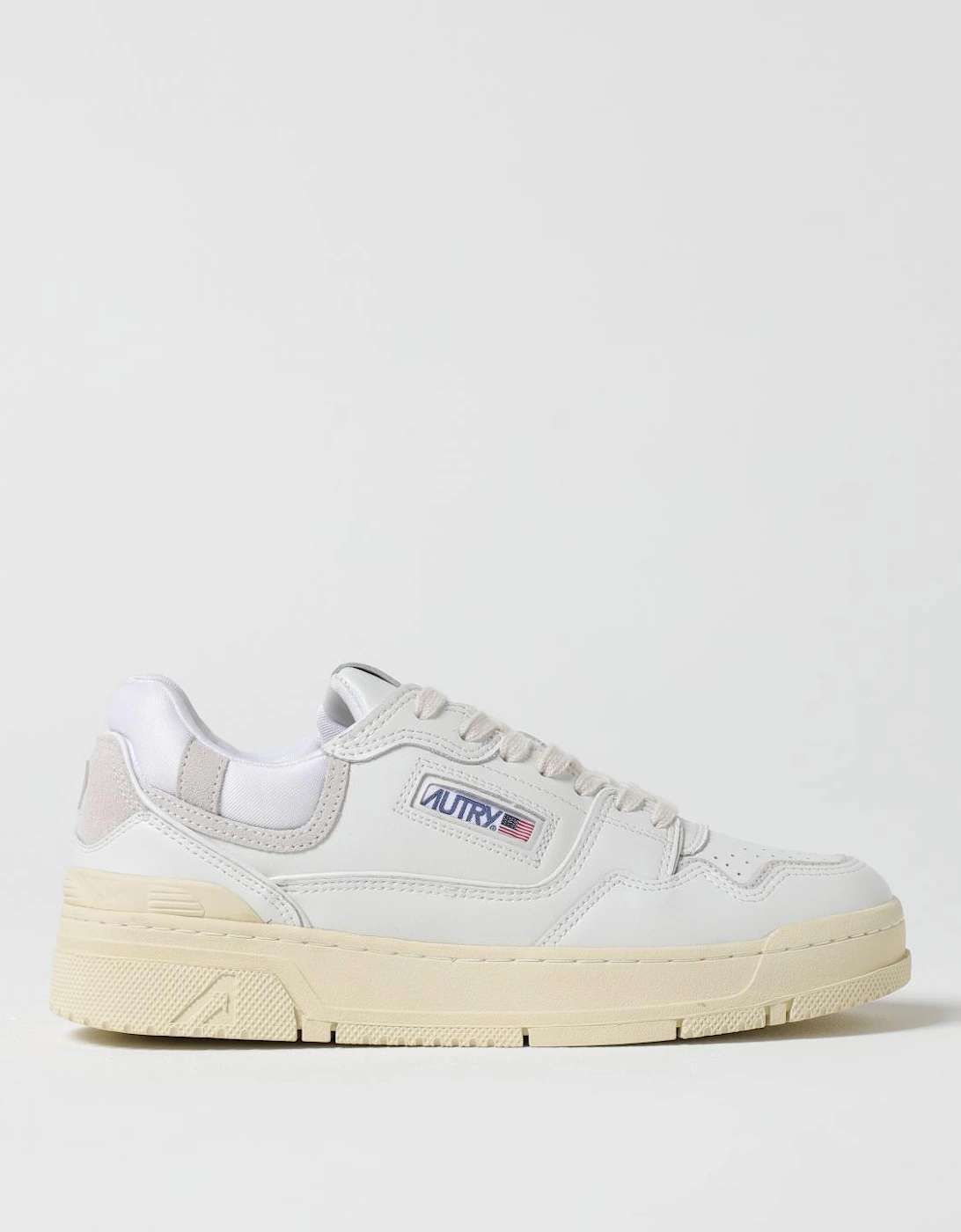 Medalist Low Top Sneaker