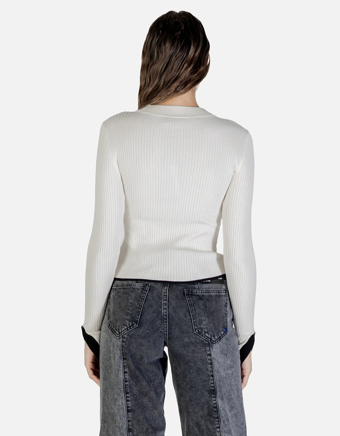 Round Neck Long Sleeve Knitwear