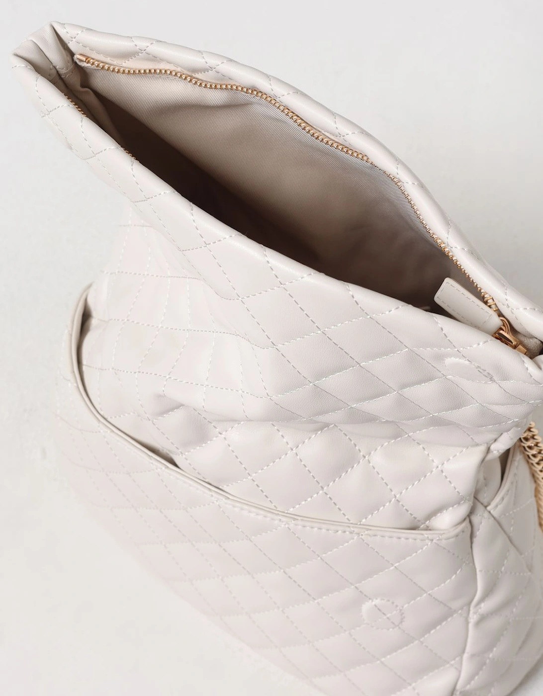 Quilted Chain Shoulder Bag