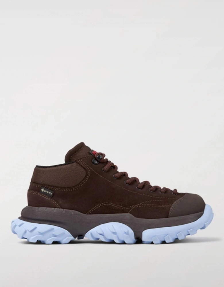 Durable Trekking Shoes with Enhanced Grip and Weather Protection for Outdoor Activities