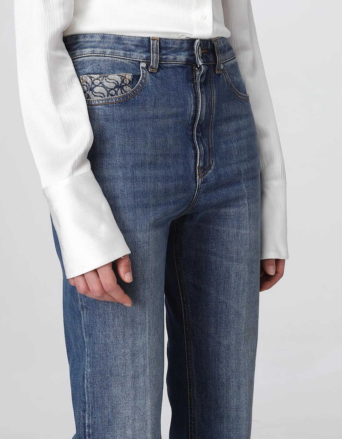 Flare Jeans Raw Hem