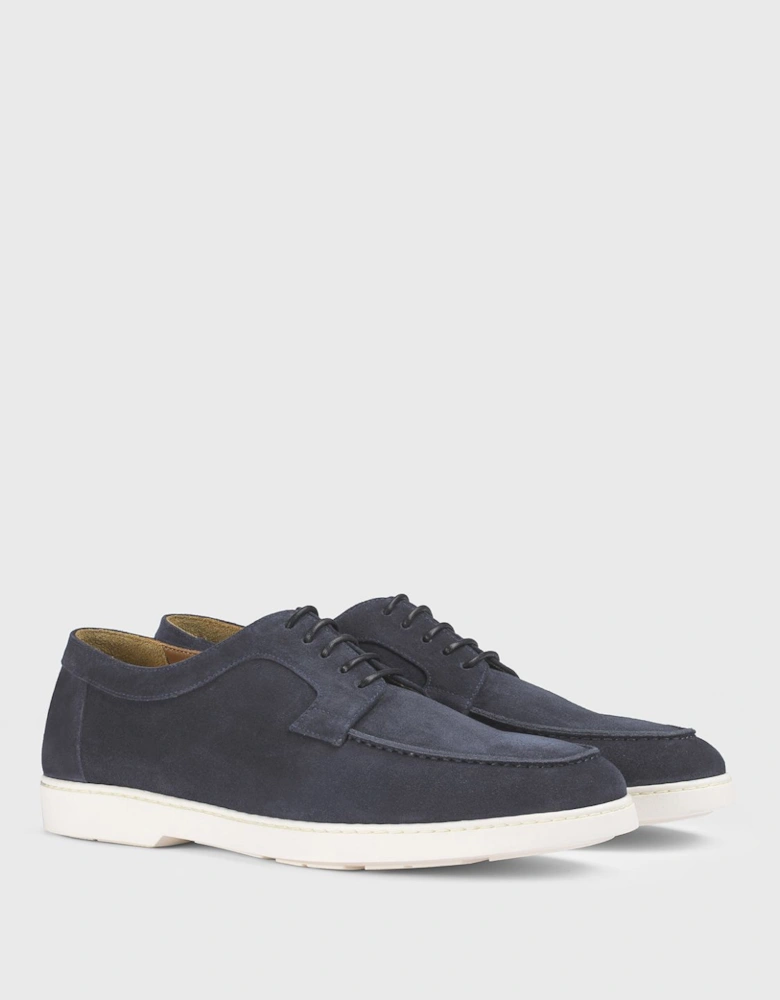 Stylish Lace-Up Shoes with Comfortable Construction for Everyday Wear