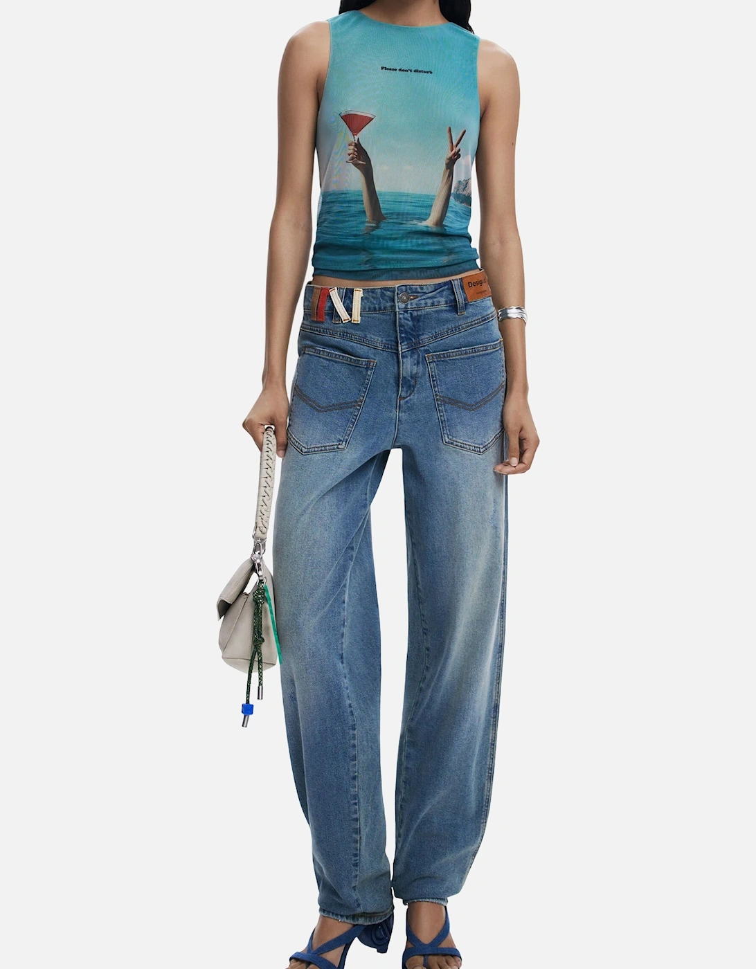 Graphic Print Sleeveless Top
