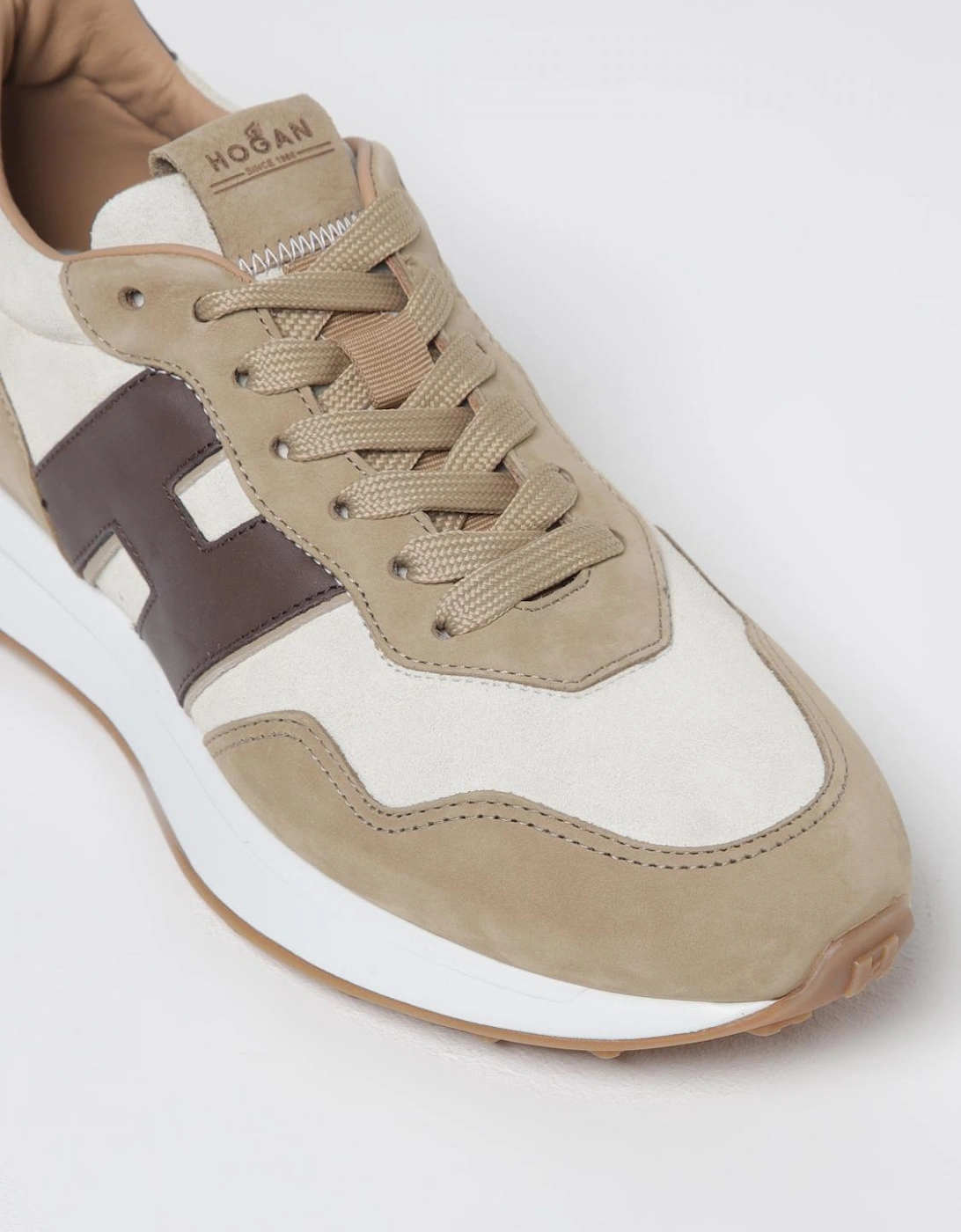 Interactive Sneakers Casual Design