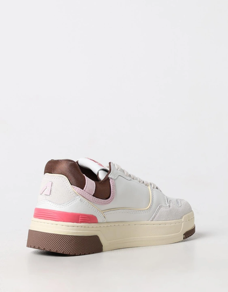 Medalist Low Top Sneaker