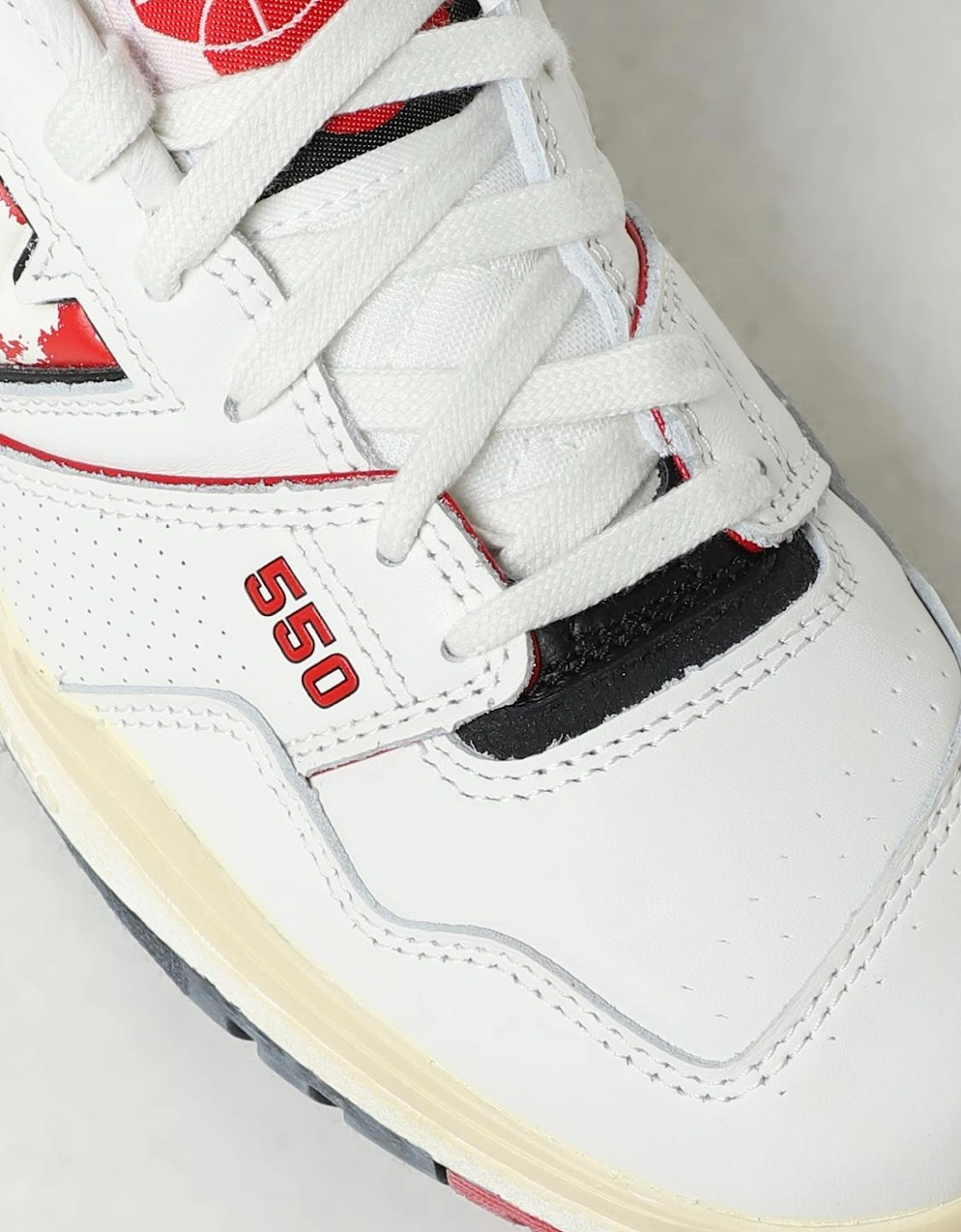 550 BB550VGAF Leather Sneakers
