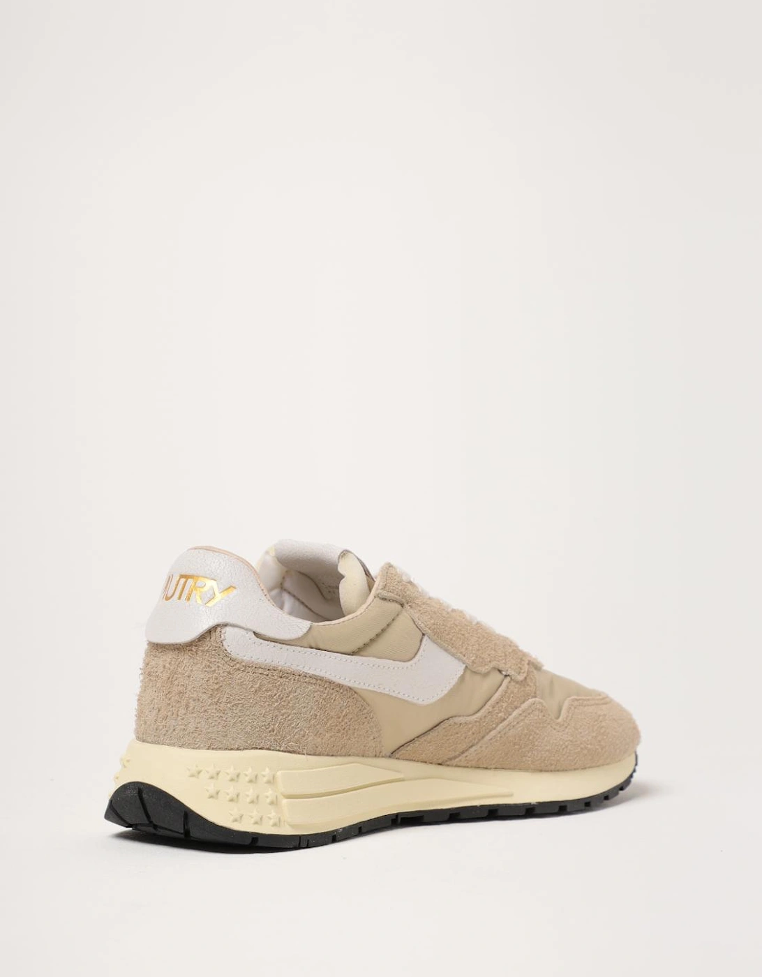 Medalist Vintage Sneakers