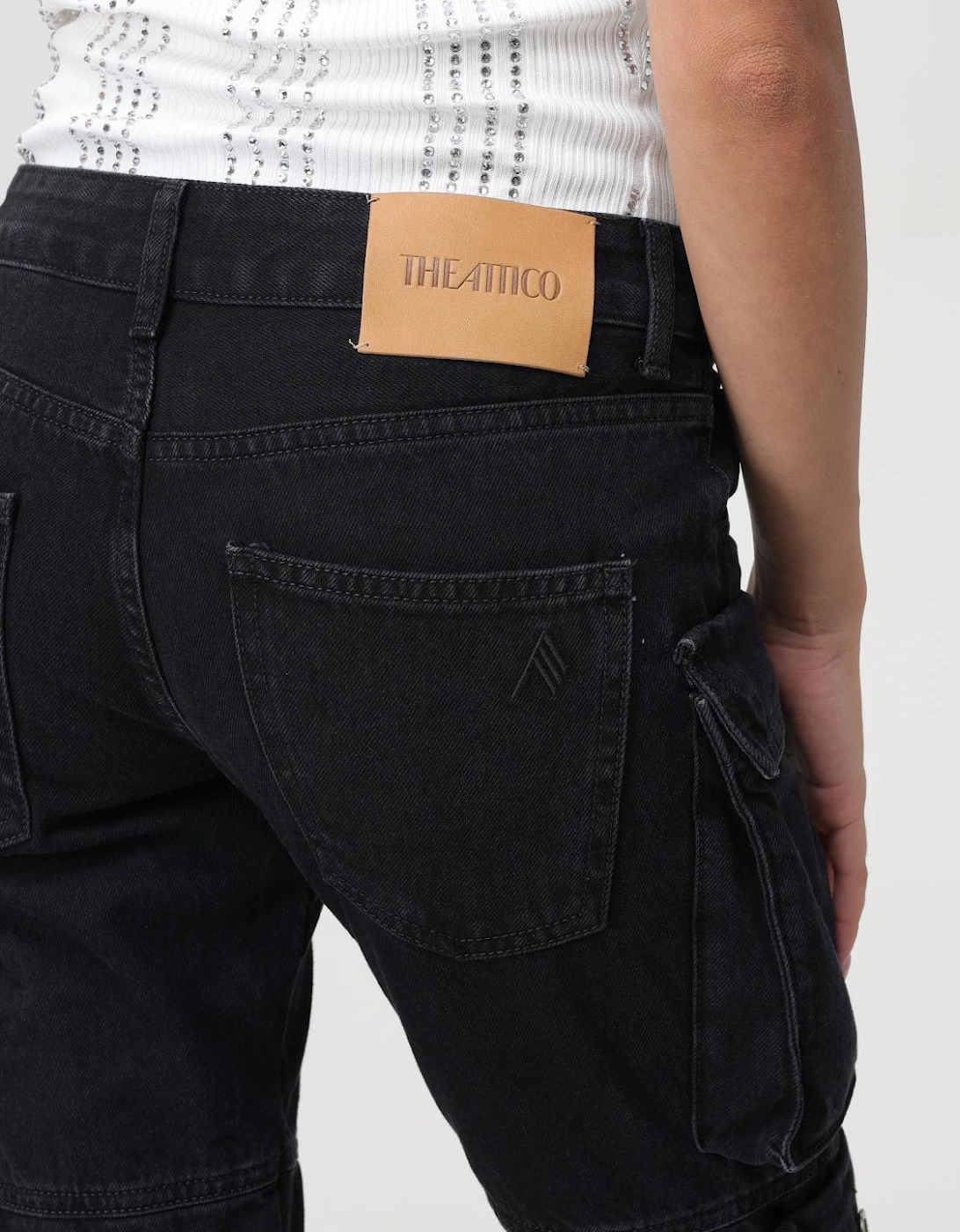 Layered Cargo Jeans with Multiple Pockets