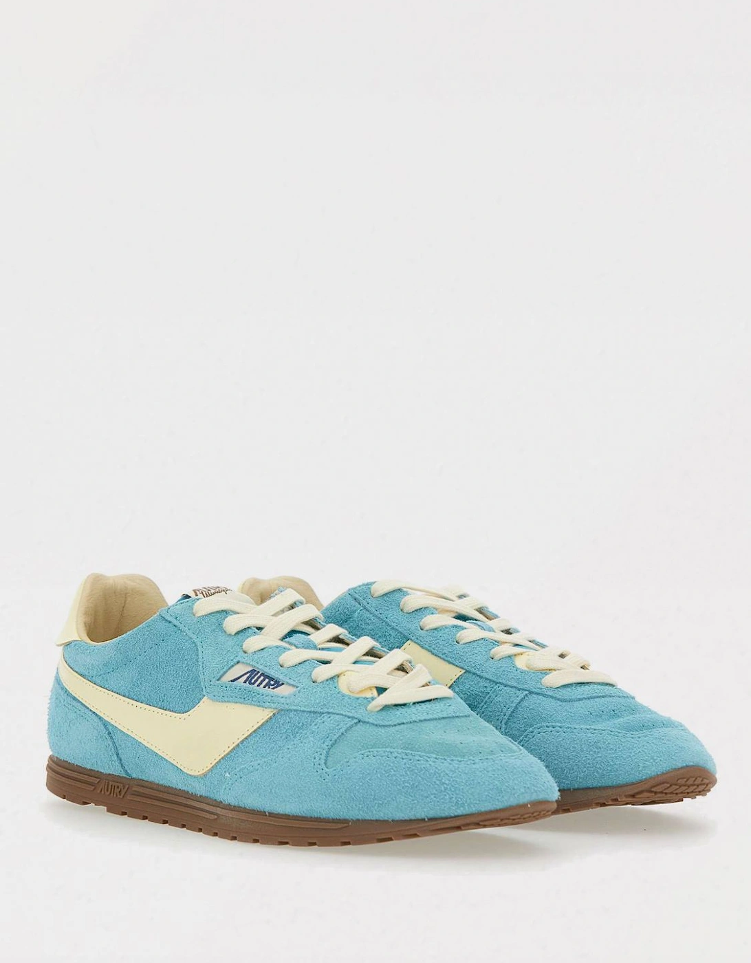 Medalist Low Top Sneaker