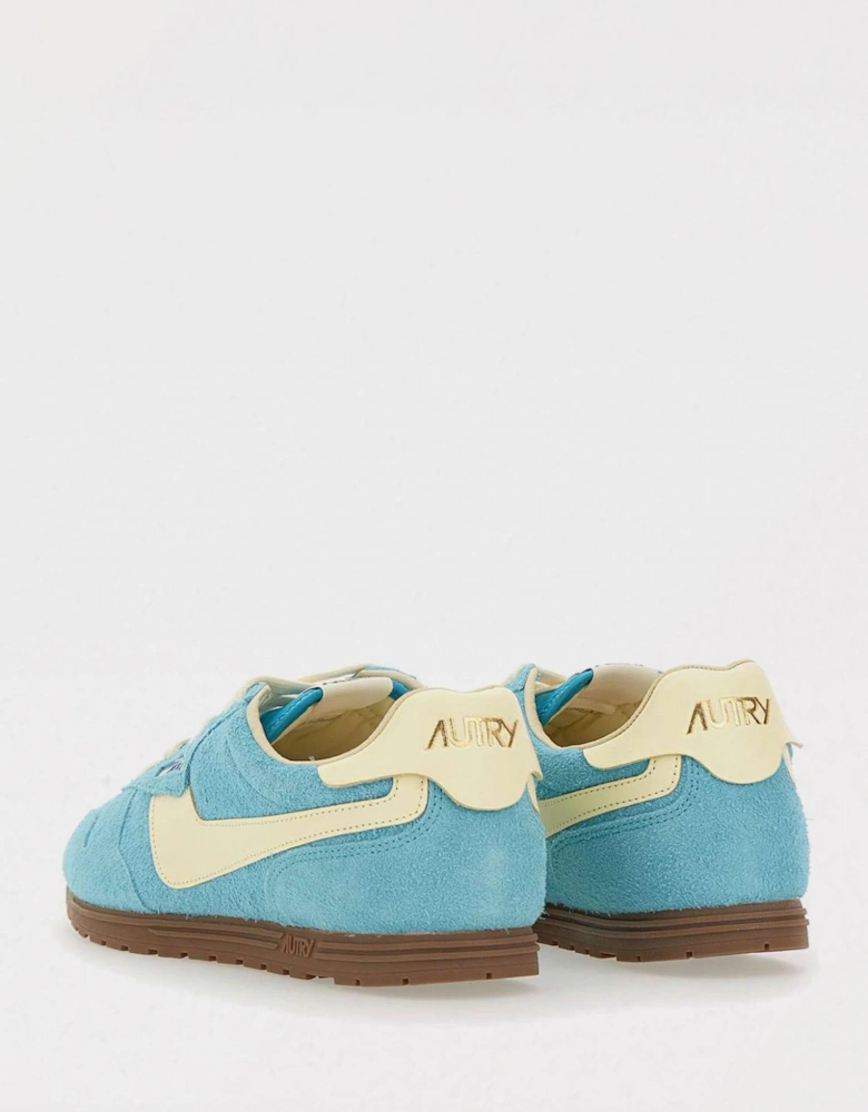 Medalist Low Top Sneaker