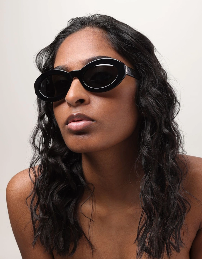 Oval Sunglasses Classic Design