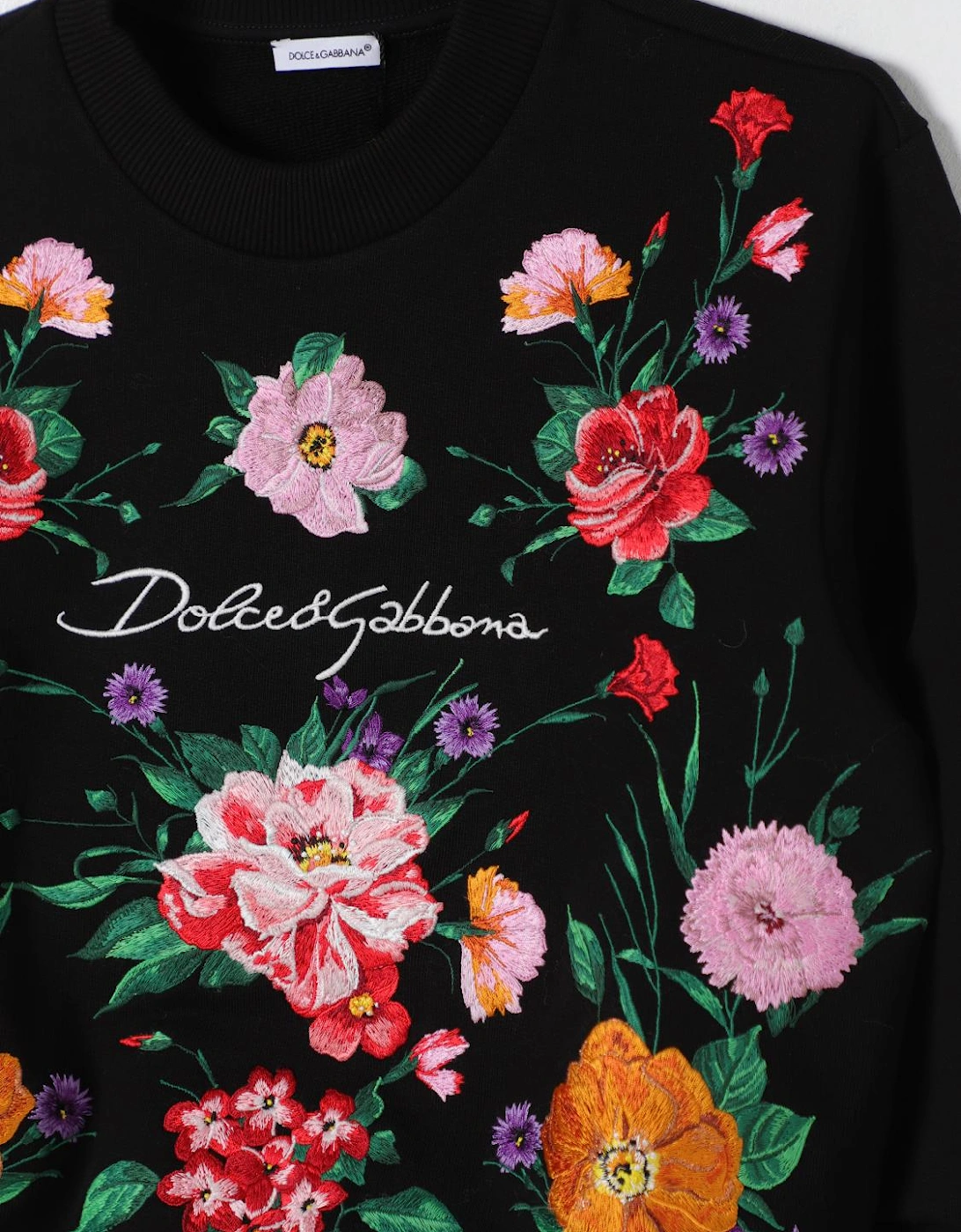 Floral Embroidered Sweatshirt
