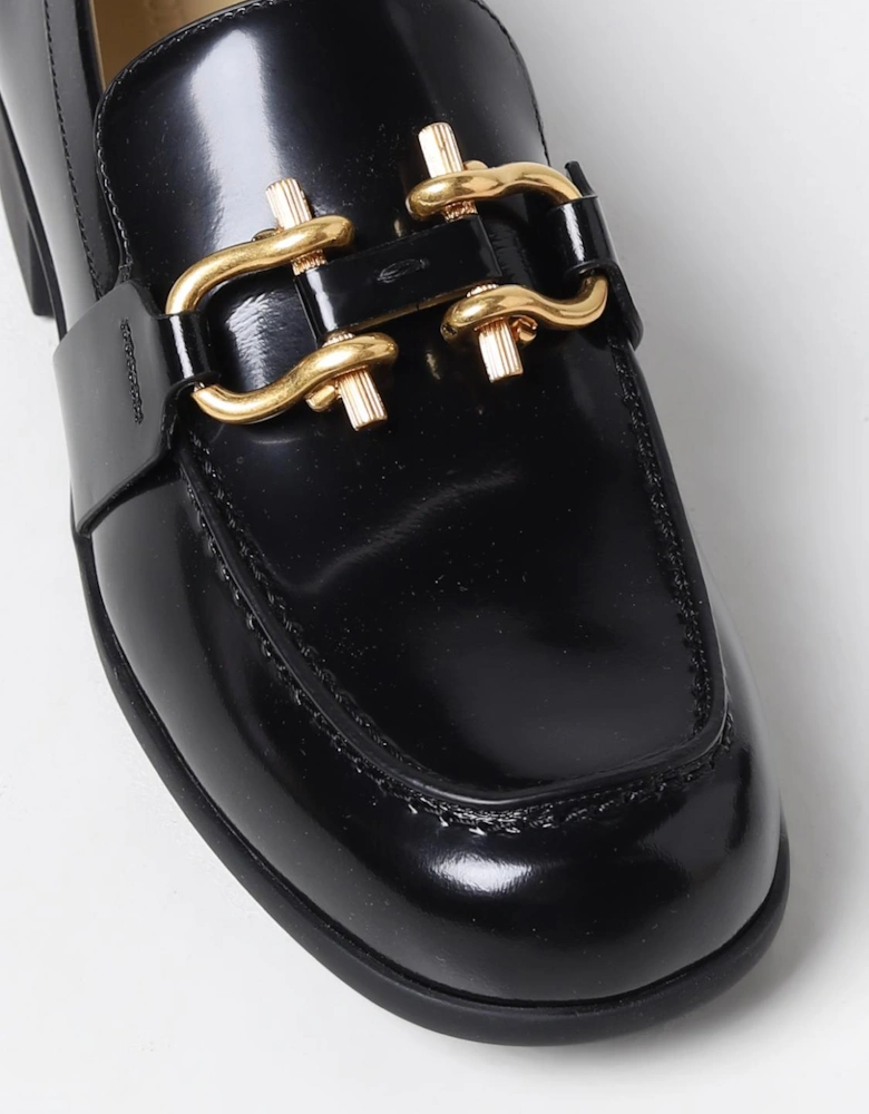 ChainDetailed Patent Leather Loafers