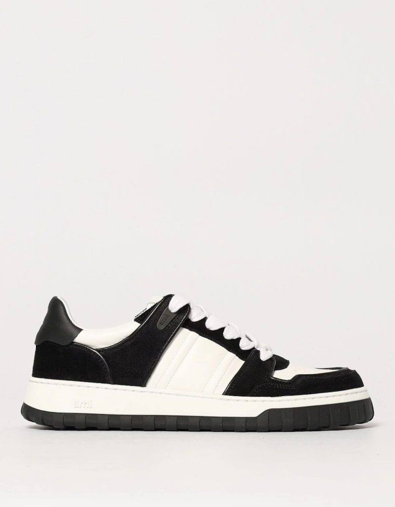LowTop Sneakers Casual Style
