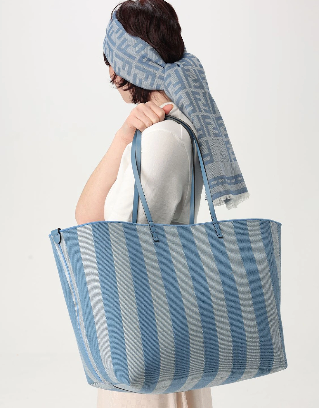 Tote Shoulder Bag with Gnawed Detailing