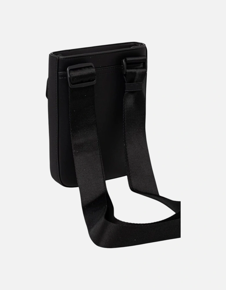 Shoulder Bag with Zip and Multiple Pockets