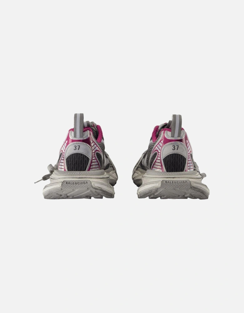 Synthetic Polyurethane Sneakers with Fabric Lining and Top Lace Closure