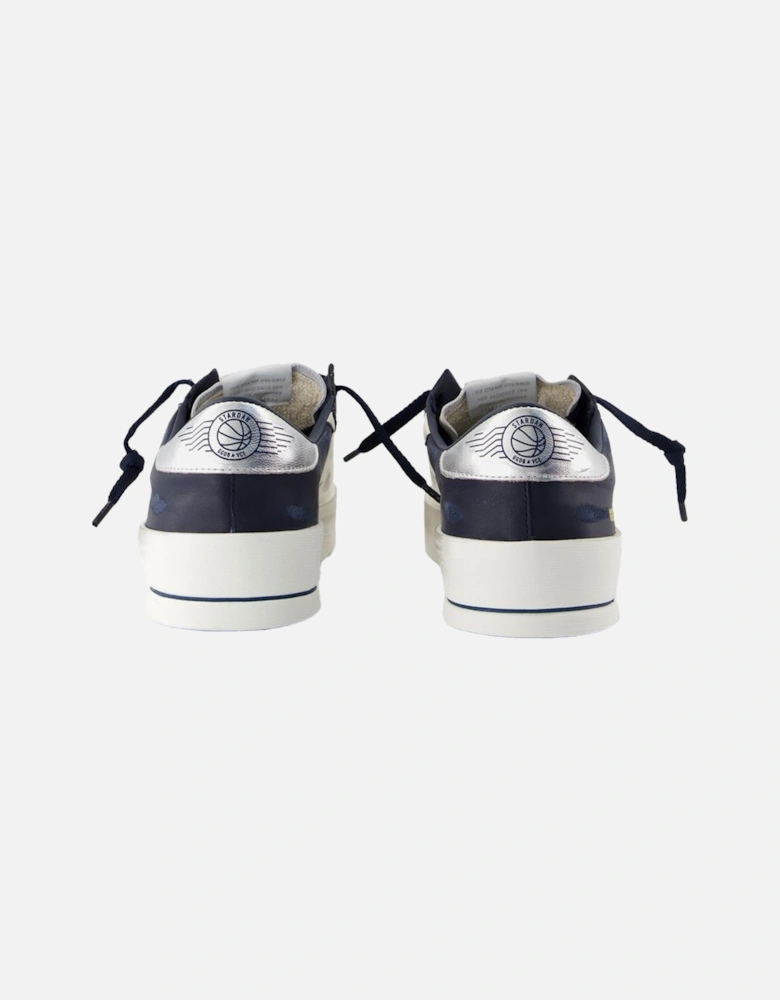 Smooth Leather Round Toe Lace-Up Sneakers