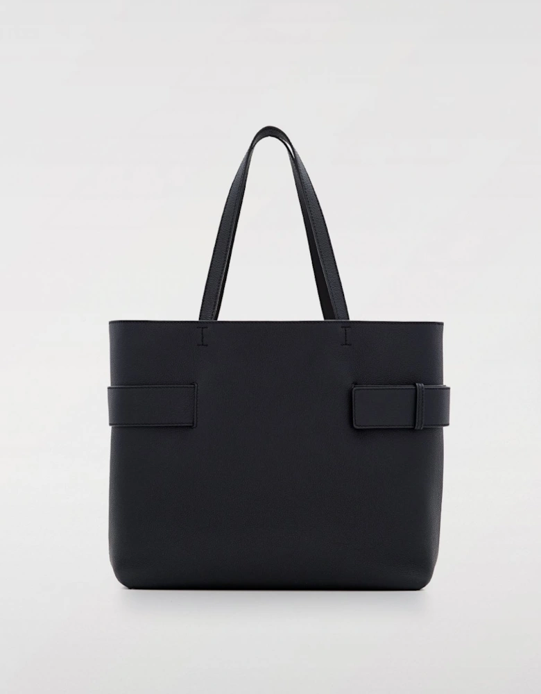Curve Small Tote Buckle Detail